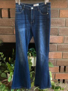 VIPONES Jeans / Bell Bottom High Waisted Flare / Stretchy Denim / Size 10